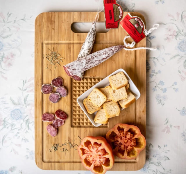 Distribuïdors d'embotits per a botigues