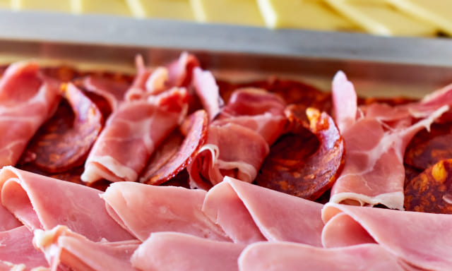 Distribuïdors d'embotits per a l'hostaleria